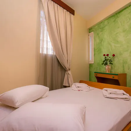 Lina Apartments * Potos